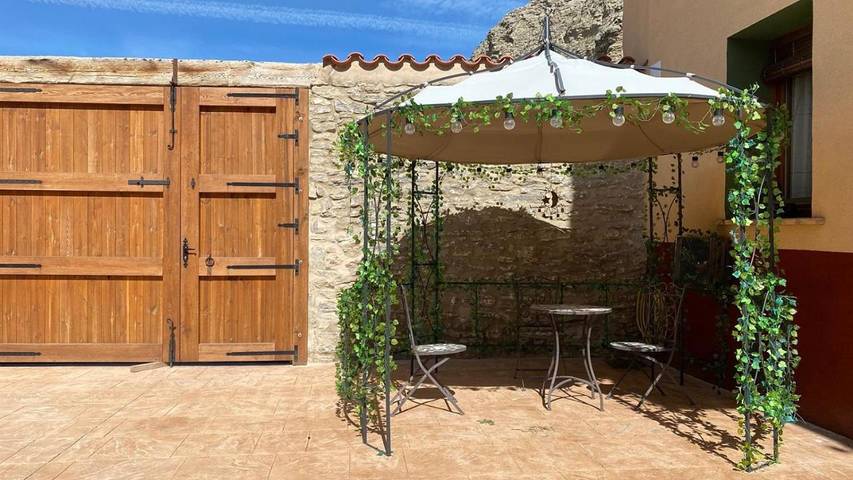 Casa rural para 9 personas, con Jacuzzi y Terraza además de Jardín y Vistas en Ribera Navarra - 2