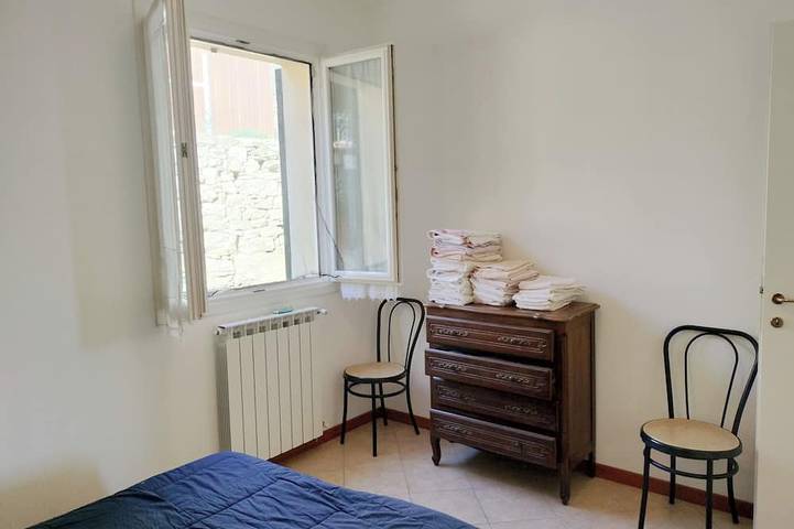 Gîte pour 8 personnes, avec balcon, animaux acceptés à Lucinasco - 3