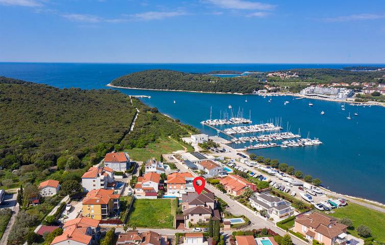 Maison de vacances pour 6 personnes, avec terrasse ainsi que jardin et piscine - 1