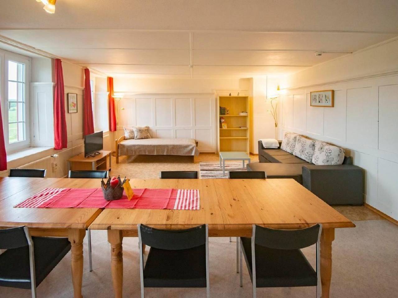 Ganze Wohnung, Berghof Hallau grosse Ferienwohnung in Hallau, Bezirk Unterklettgau