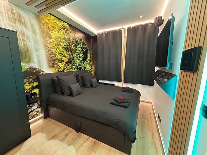 Location de vacances pour 2 personnes, avec terrasse ainsi que jacuzzi et sauna à Verviers - 3
