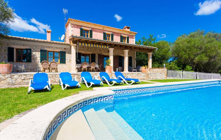 Villa for 10 people, with garden - 1