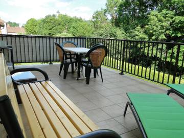 Cottage pour 3 personnes, avec balcon et jardin à Foncine-le-Haut