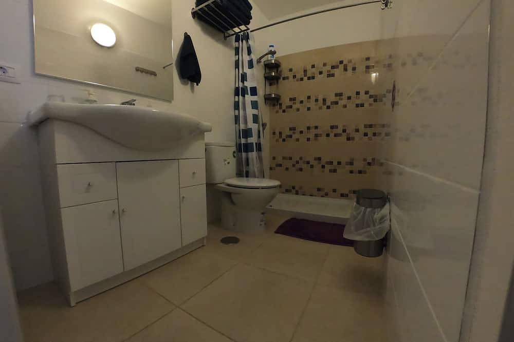 Entire apartment, Apartment Comfort, Private Pool, Air Condition in Costa del Silencio, Arona