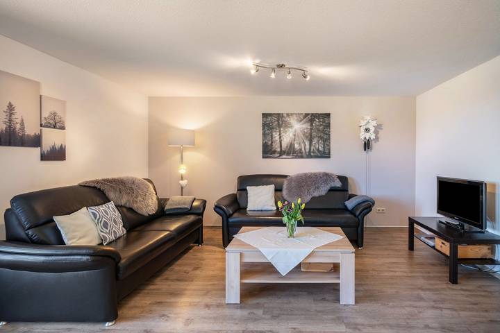 Ferienwohnung für 4 Personen, mit Balkon und Garten