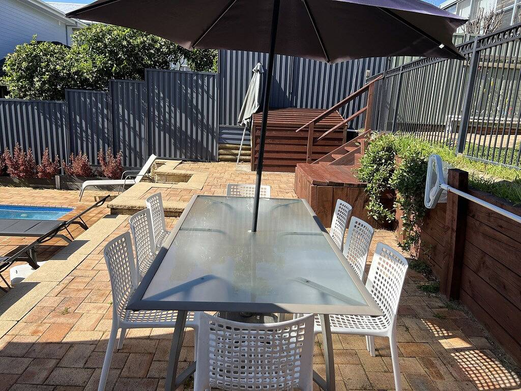 Bundeena Base Art House, Meerblick mit eigenem beheiztem Pool in Bundeena, New South Wales