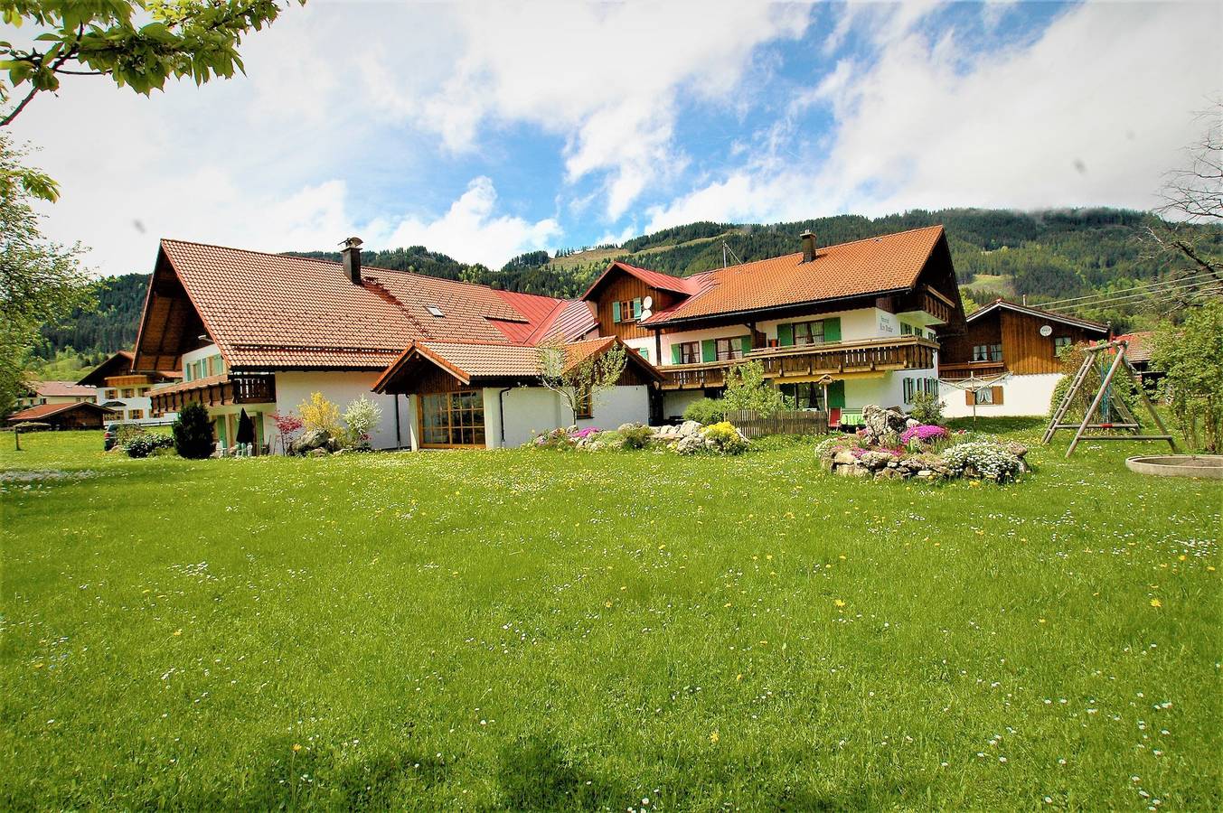 Ganze Wohnung, Ferienwohnung 'Ferienhof 'beim Wendlar'' mit Bergblick, Privatem Garten und Wlan in Bad Hindelang, Bayerisch Schwaben