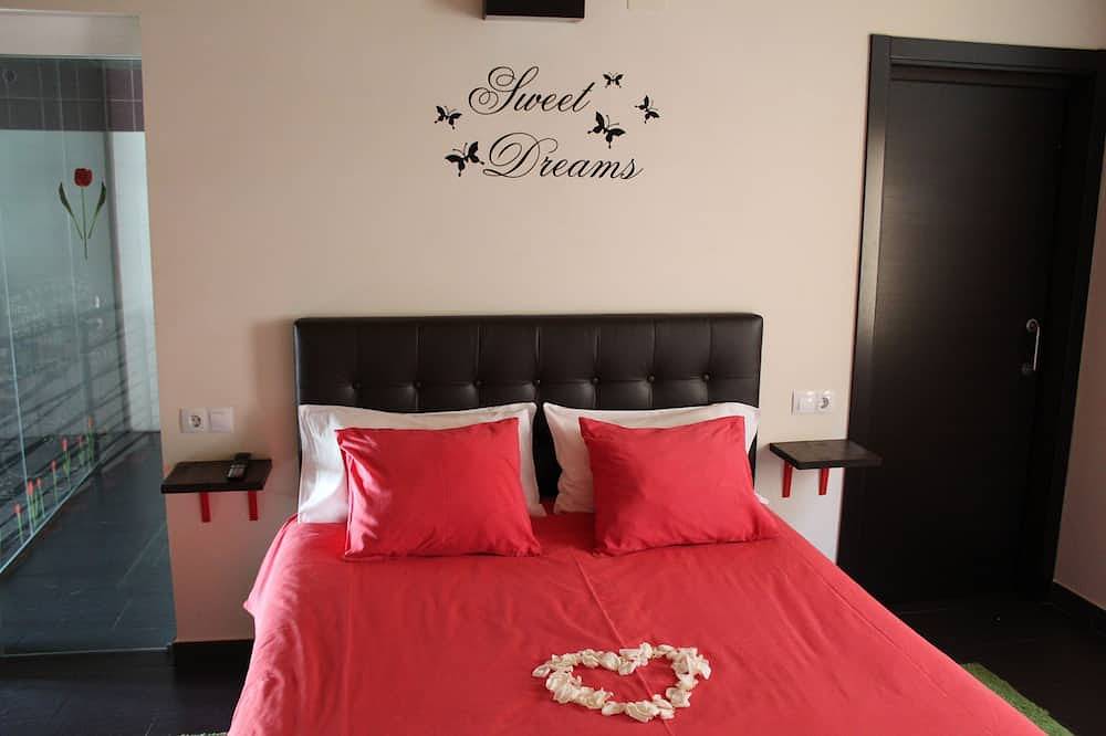 Rural house (full rental) Loboratorio Rural for 2 people in Casas del Abad, Umbrías