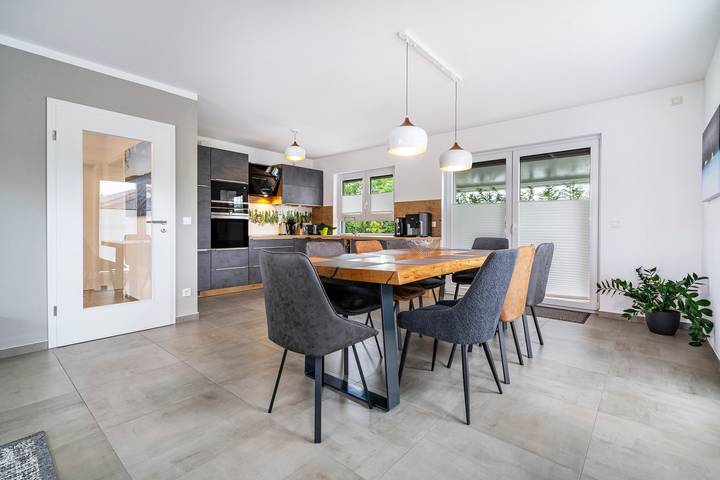 Ferienhaus für 8 Personen, mit Balkon und Garten sowie Seeblick in Groß Nemerow - 4