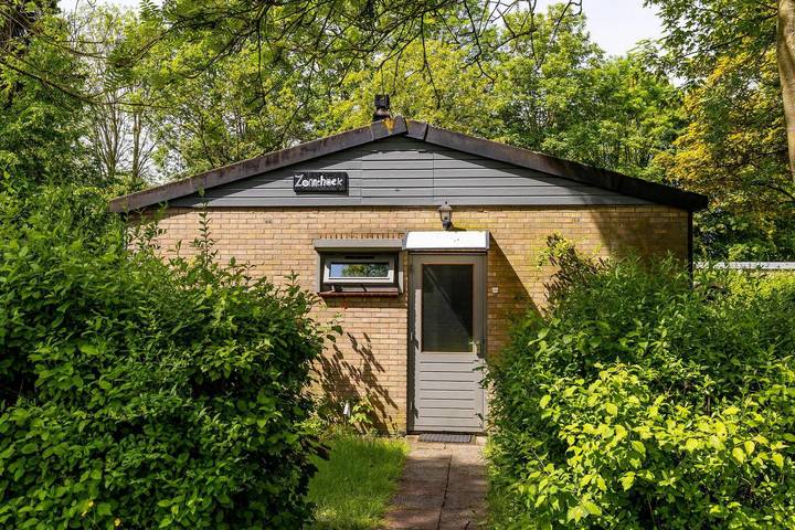 Ferienhaus für 4 Personen, mit Terrasse und Balkon/Terrasse - 1