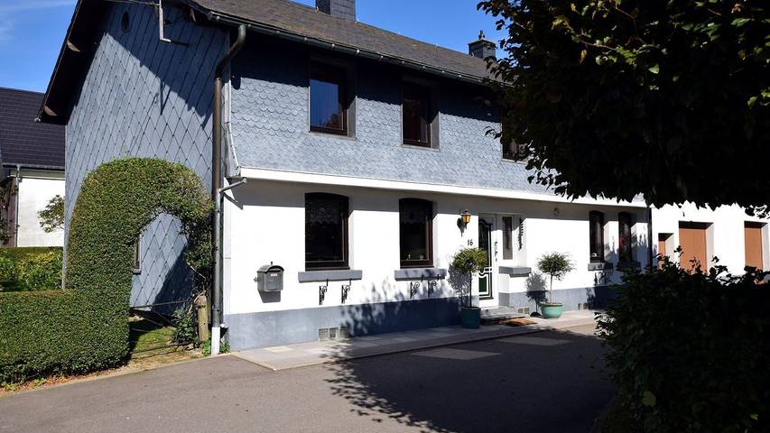 Ferienhaus für 8 Personen, mit Garten und Seeblick sowie Sauna, mit Haustier - 1