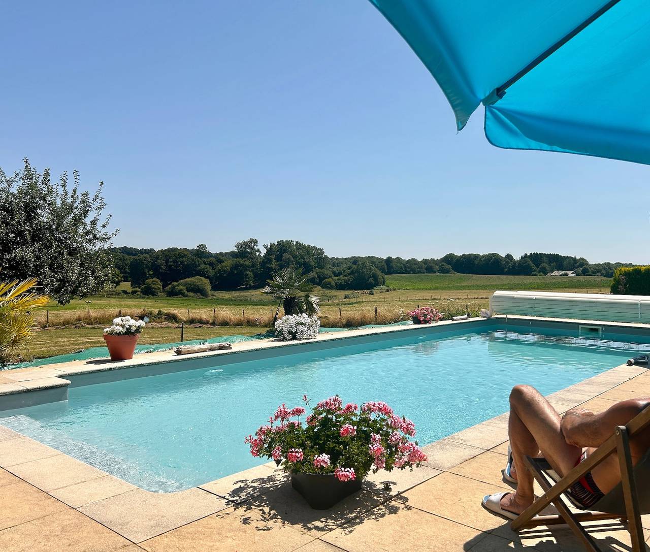 Gîte Charmant Forme Et Bien-être avec piscine partagée in Masseret, Région de Tulle