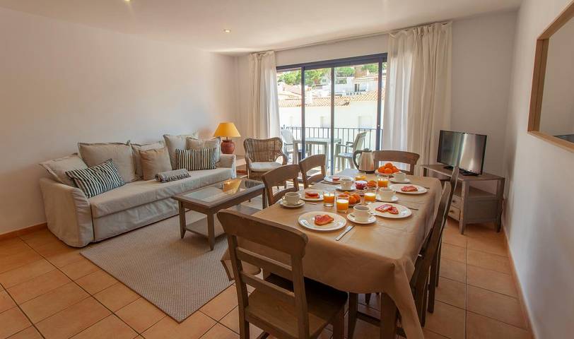 Ferienwohnung für 8 Personen, mit Meerblick und Balkon sowie Terrasse in Tamariu - 3