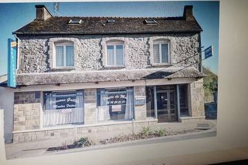 Gîte pour 8 personnes, avec jardin à Hôpital-Camfrout