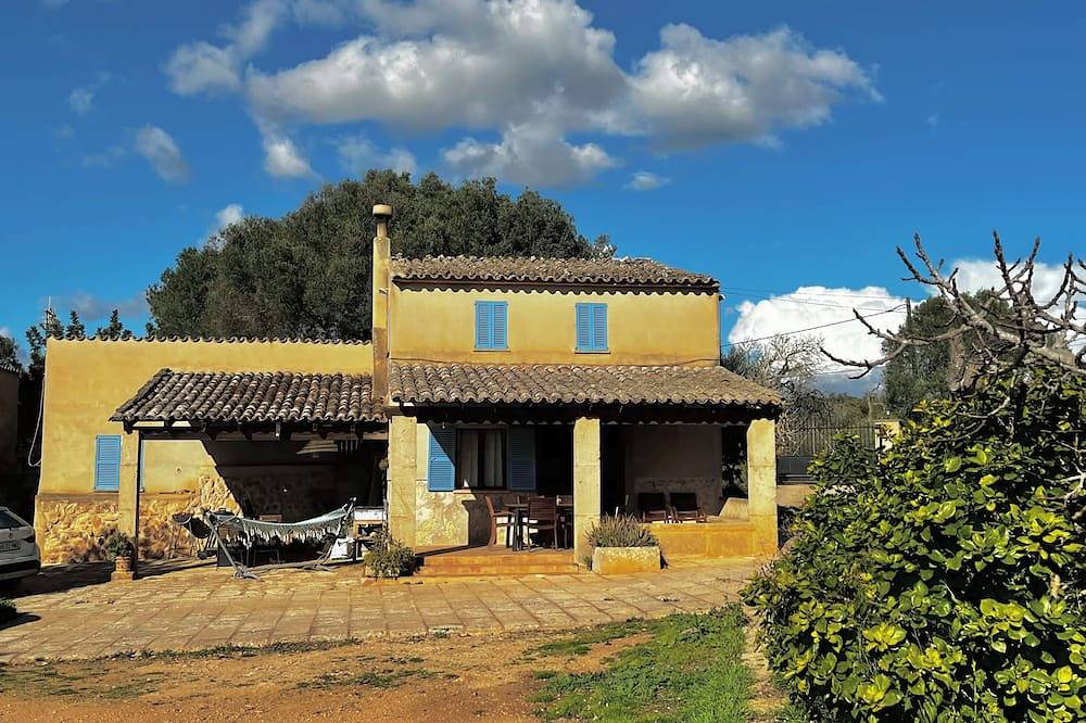 Romantisches Haus in der mallorquinischen Landschaft in Palma, Mallorca Westen