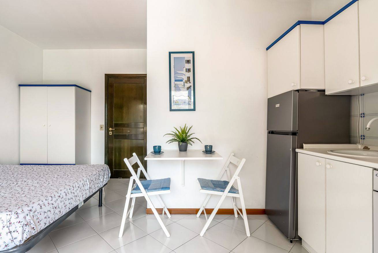 Entire apartment, Romantic Retreat in Taormina in Taormina, Messina Province