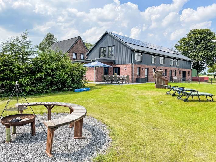 Ferienwohnung für 10 Personen, mit Terrasse und Garten sowie Sauna und Ausblick in Südtondern