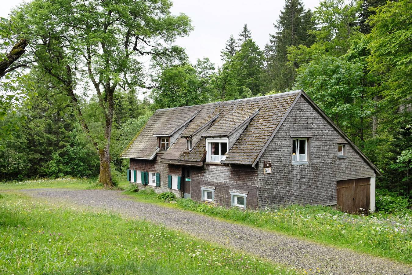 Apartamento entero, Apartamento vacacional 'Mühle' con vistas a la montaña y Wi-Fi in Feldberg, Selva Negra (zona sur)