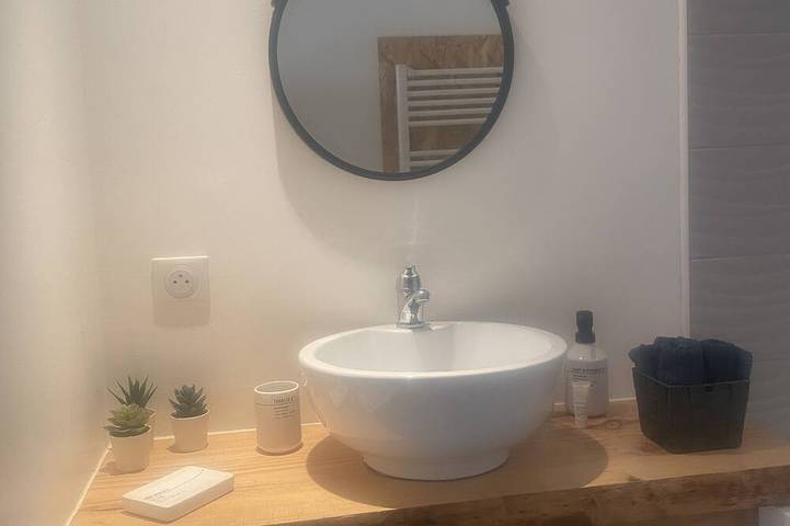 Location de vacances pour 4 personnes, avec terrasse et jardin à Sanilhac-Sagriès - 4