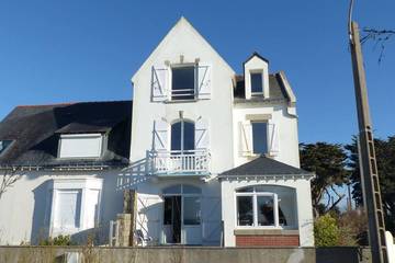 Gîte pour 8 personnes, avec jardin et balcon dans Penthièvre
