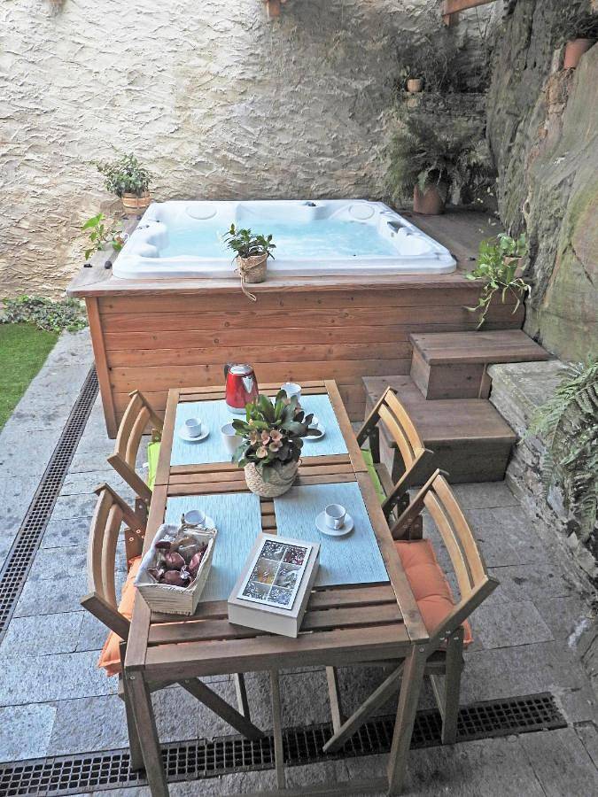 Appartamento intero, Green Chalet Scalotta - Private Garden with Jacuzzi and Spa in Dervio, Alpi Orobie Occidentali