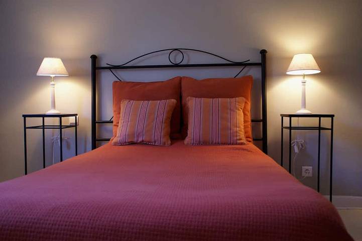 Location de vacances pour 6 personnes, avec jardin ainsi que jacuzzi et terrasse, animaux acceptés à Domme - 2