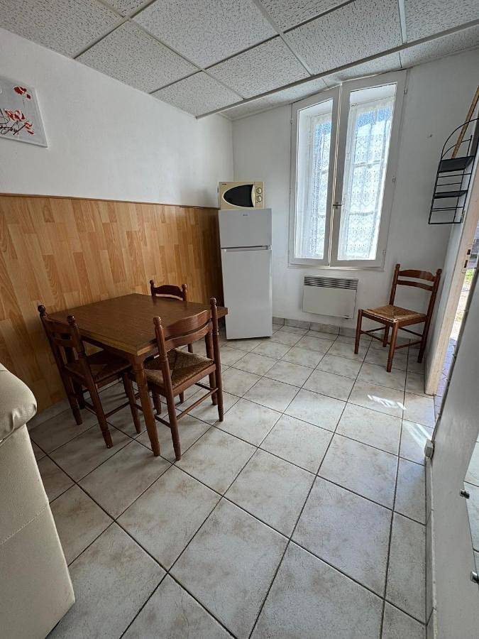 Appartement de vacances pour 4 personnes, avec vue et jardin, animaux acceptés dans Allier - 2