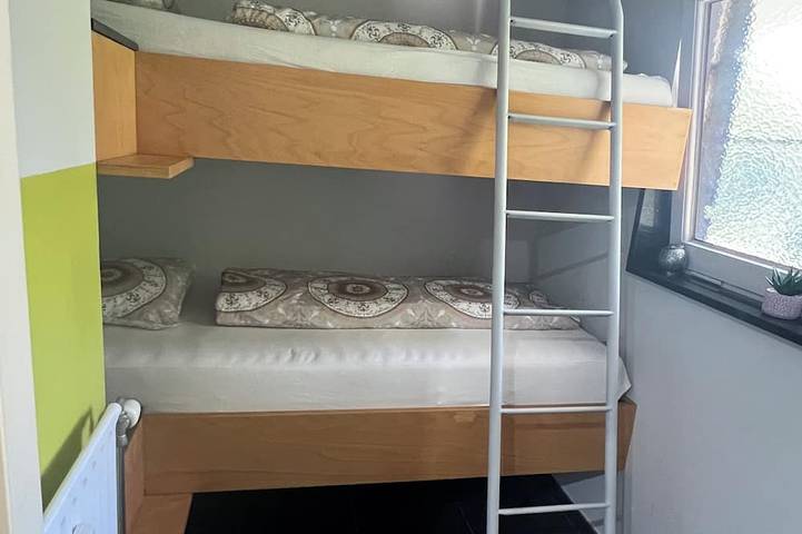 Gîte pour 4 personnes, avec Balcon et Jardin à La Calamine - 2