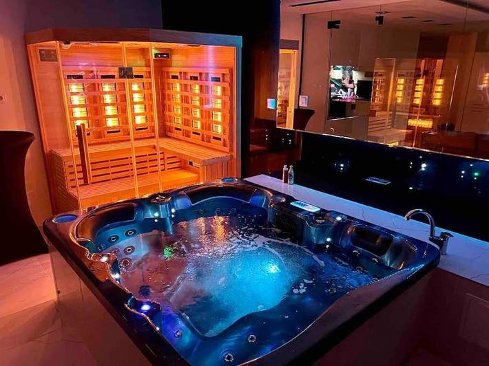 Ferienwohnung für 2 Personen, mit Sauna und Whirlpool sowie Garten - 1
