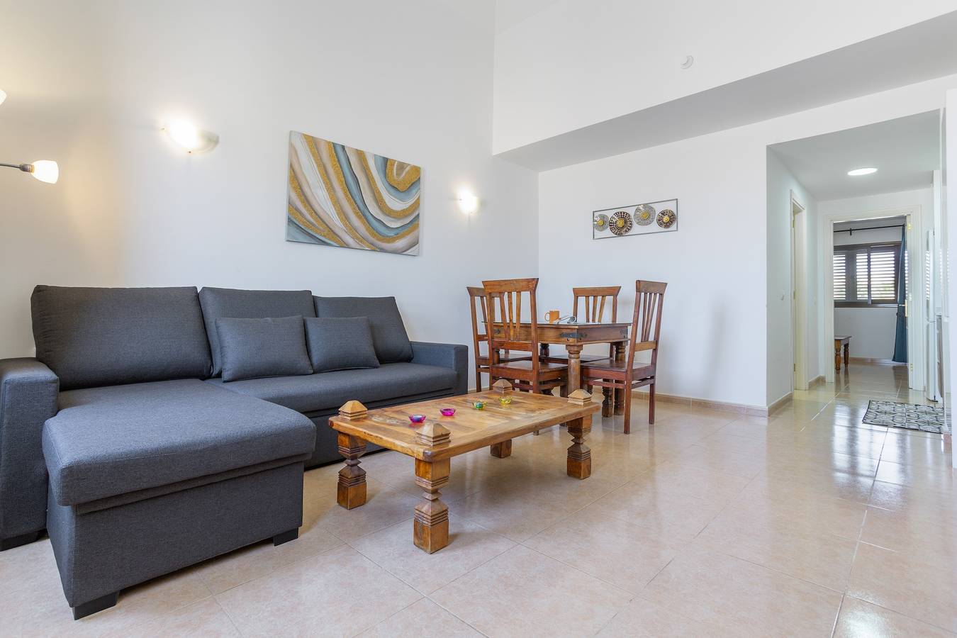Apartamento entero, Vacaciones 'Vista Lobos' con vistas al mar, piscina compartida y Wi-Fi in Oasis Tamarindo, La Oliva