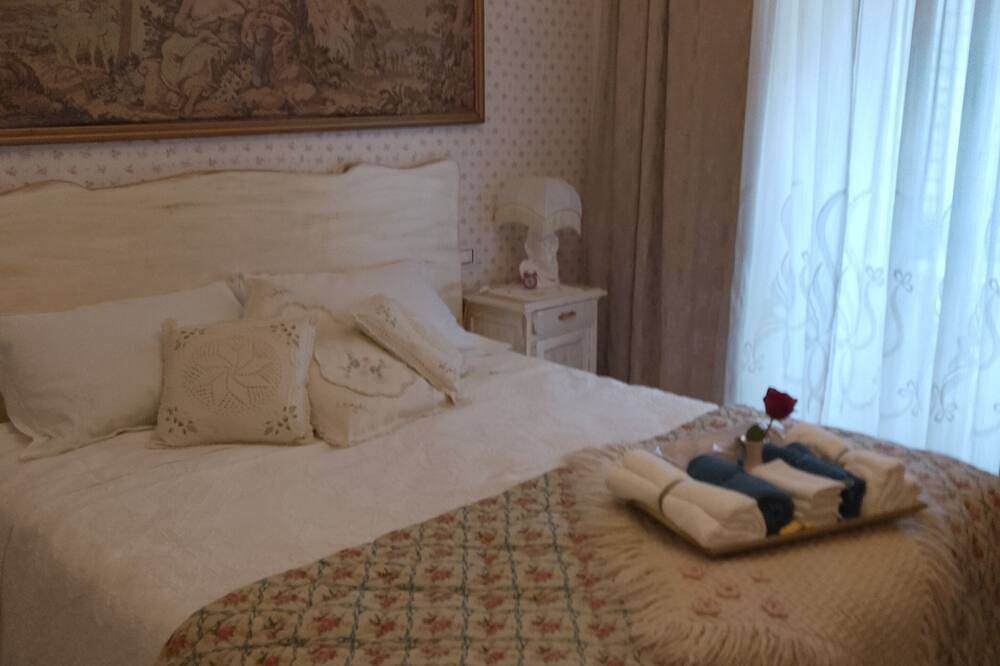Stella's House Bed & Breakfast  in Sabbio Chiese, Montañas Garda