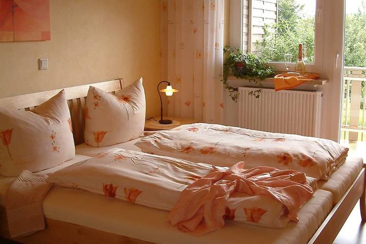 Ferienwohnung für 2 Personen, mit Garten und Balkon in Absberg - 2