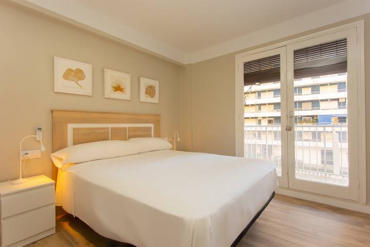 Ganze Wohnung, Ferienwohnung für 5 Personen mit Terrasse in Platja de Sant Antoni (Cullera), Cullera
