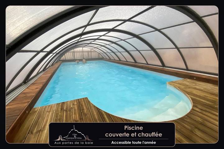Location de vacances pour 10 personnes, avec Terrasse et Jardin ainsi que Piscine et Sauna à Vessey
