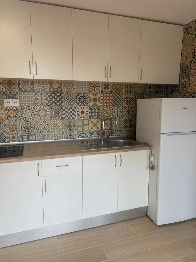 Gîte pour 3 personnes, avec balcon et jardin ainsi que vue et piscine à Chiva - 3