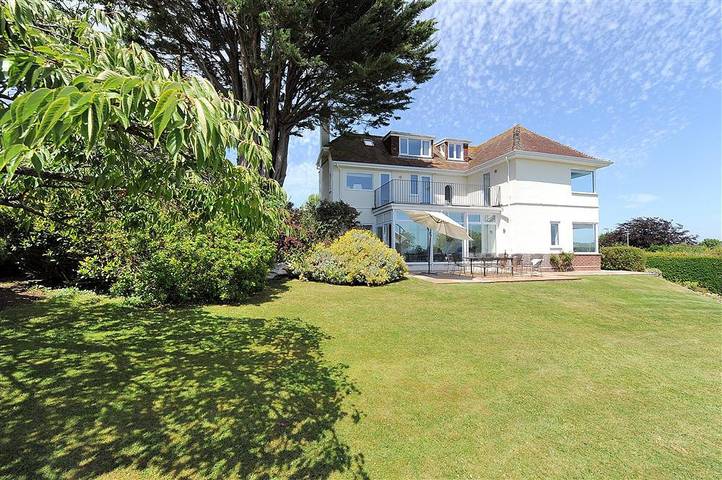 Vacation rental for 10 people, with Yard and View in Dorset