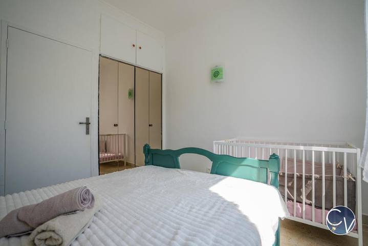 Location de vacances pour 10 personnes, avec terrasse ainsi que piscine et vue, animaux acceptés à Garons - 2
