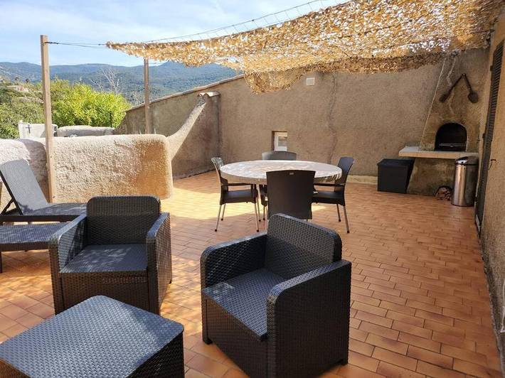 Gîte pour 4 personnes, avec jardin et terrasse dans Plage du Ruppione - 3