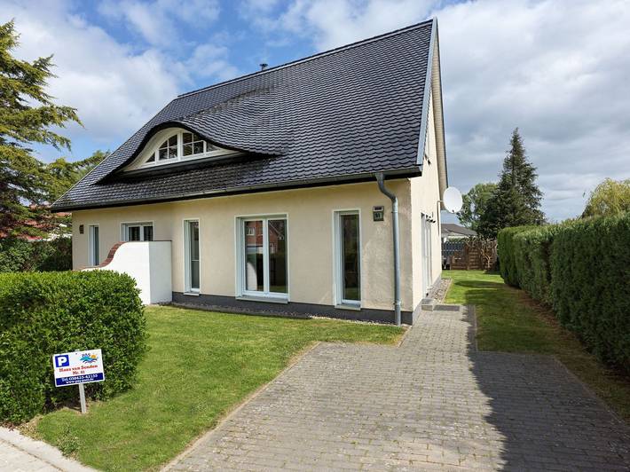 Ferienhaus für 6 Personen, mit Sauna und Ausblick sowie Garten