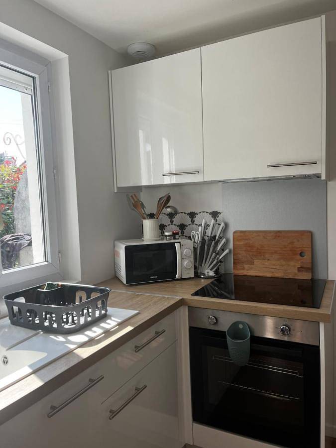 Appartement entier, Two-Bedroom Apartment in Le Petit-Quevilly, Région de Rouen