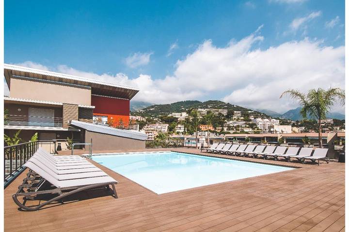 Gîte pour 4 personnes, avec piscine et terrasse, animaux acceptés à Roquebrune-Cap-Martin - 2