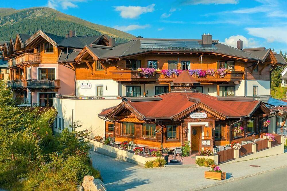 Apartamento entero, Doppelzimmer Arnika - Biohotel Castello Koenigsleiten in Königsleiten, Alpes de Kitzbüheler