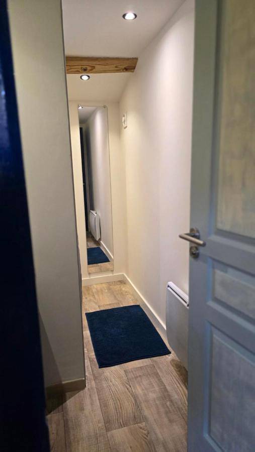 Gîte pour 3 personnes, avec Terrasse ainsi que Jardin et Vue à Bédarieux - 2