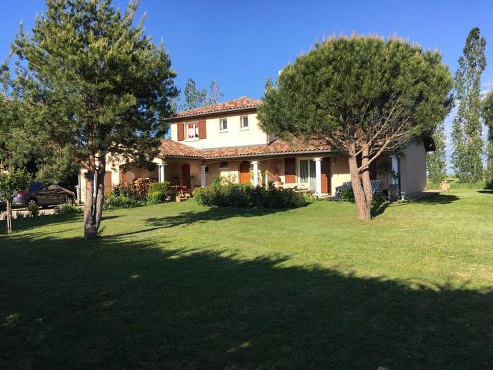 Chambre d’hôte pour 2 personnes, avec Terrasse ainsi que Jardin et Vue