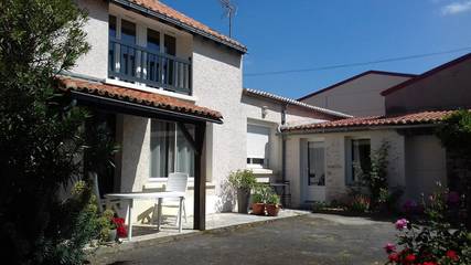 Gîte pour 5 personnes, avec jardin et terrasse dans Orée-d'Anjou