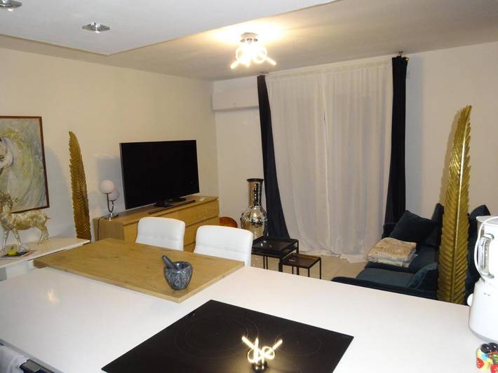 Gîte pour 2 personnes, avec piscine ainsi que vue et terrasse, animaux acceptés à Cazères - 4