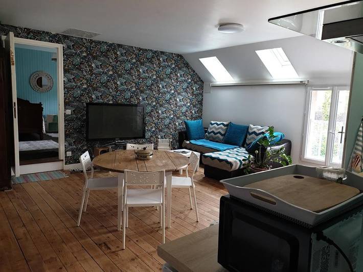 Appartement de vacances pour 5 personnes, avec Jacuzzi et Terrasse ainsi que Jardin et Vue