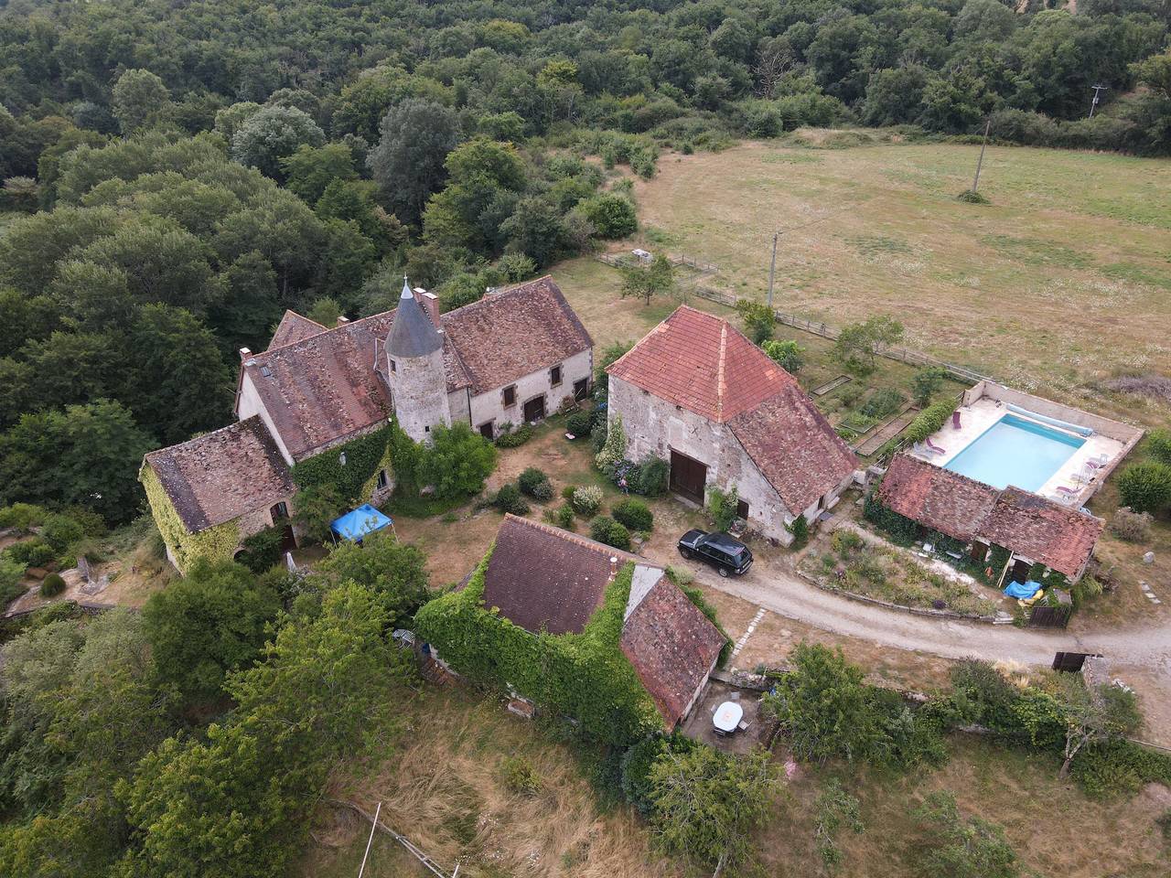 Le Petit Donjon in Brigueil-le-Chantre, Vienne (France)
