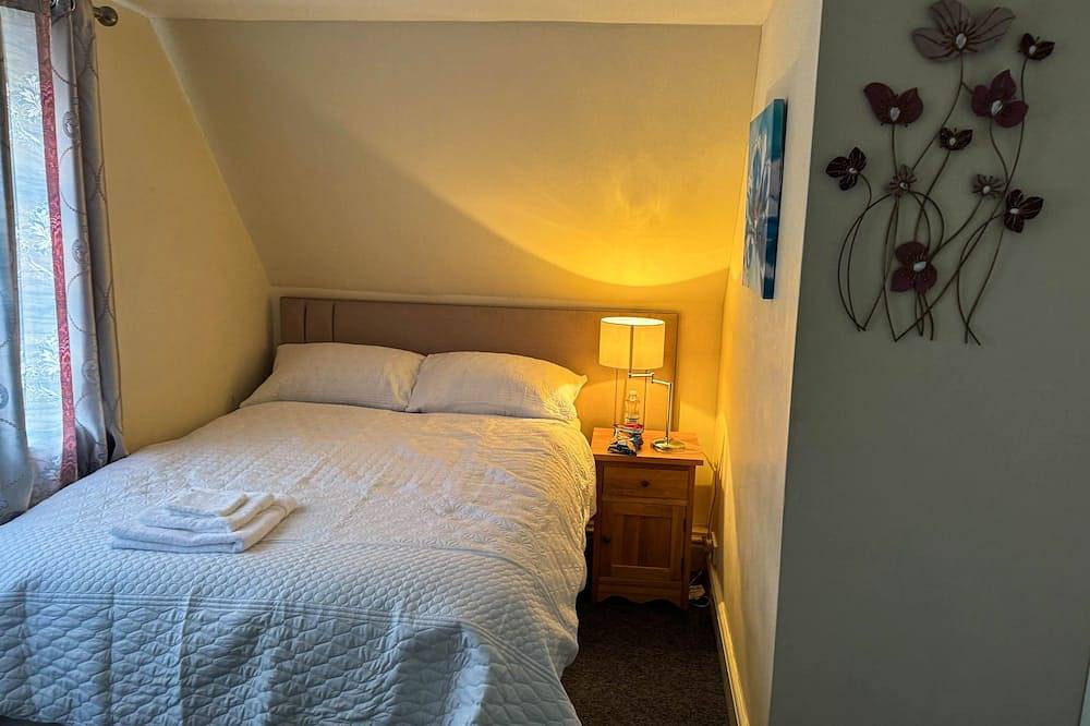 Entire apartment, Dee Rise Luxury Apartment in West Midlands in Solihull, Birmingham Area