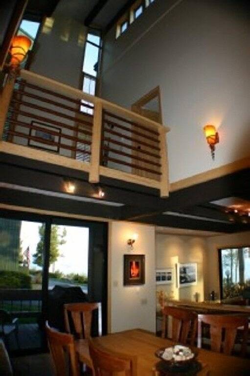 Vacation rental for 10 people, with yard and pool as well as sauna in Kings Beach